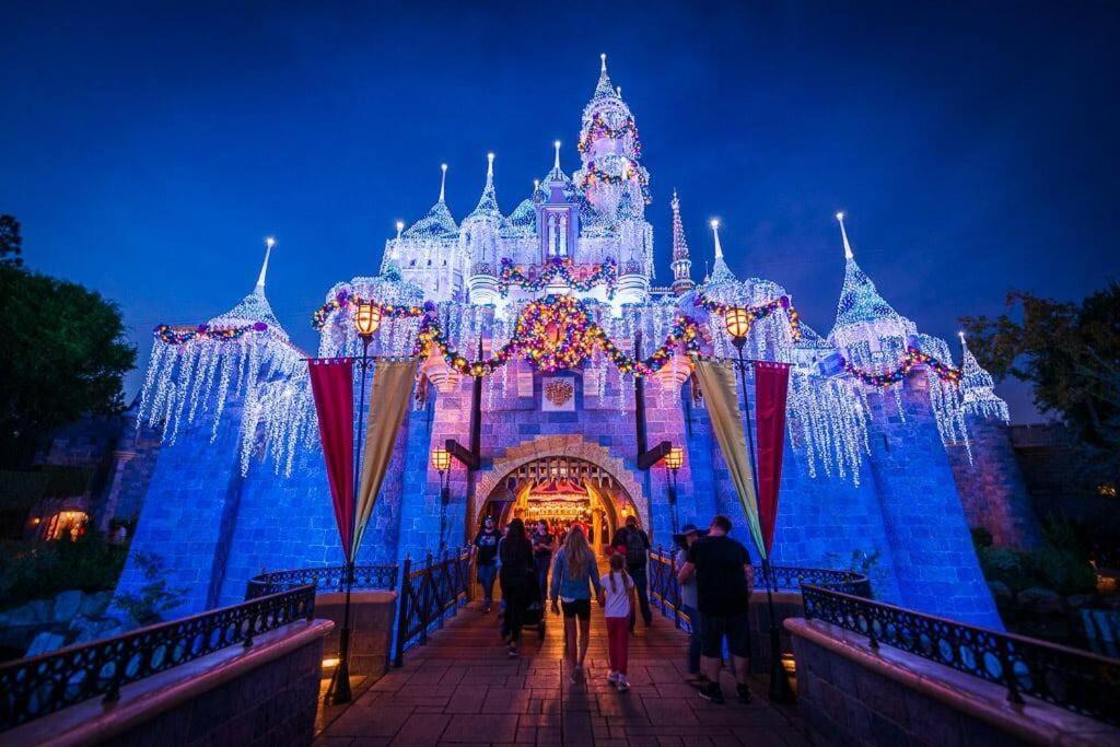 2 Miles To Disneyland -Free Parking! In Anaheim Ca Kültér fotó
